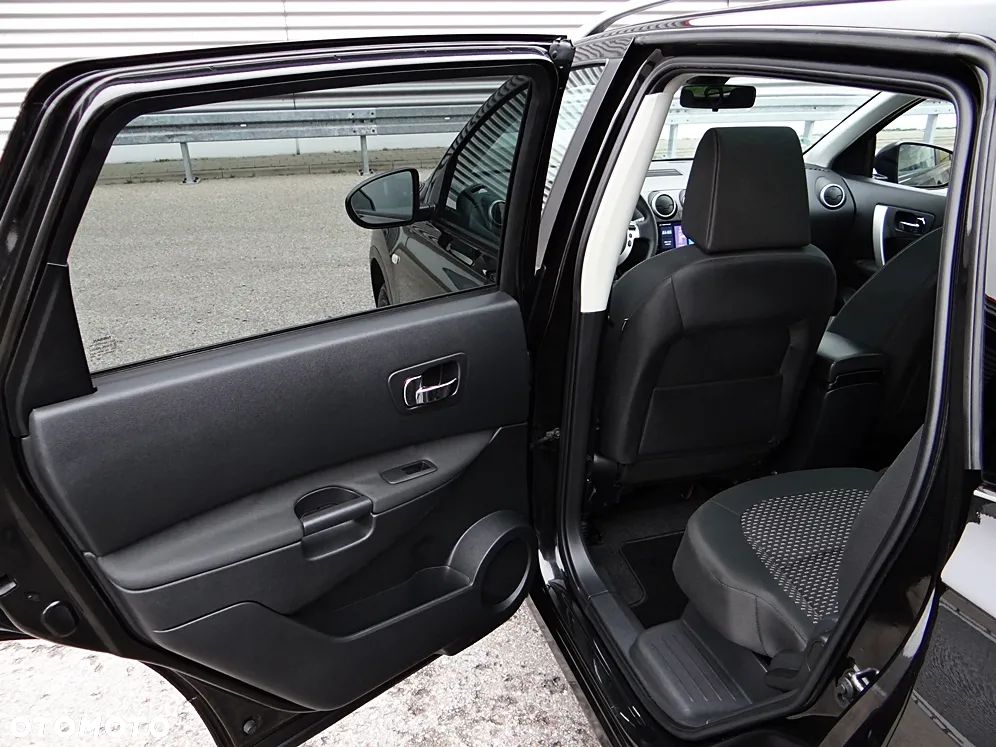 Nissan Qashqai+2 2.0 Tekna - 34