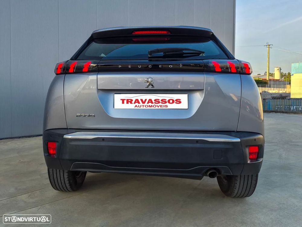 Peugeot 2008 1.2 PureTech Active Pack - 4