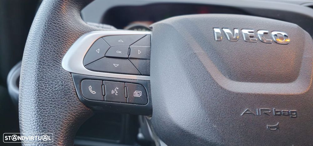 Iveco Daily 35C16 *Caixa Automática - 12