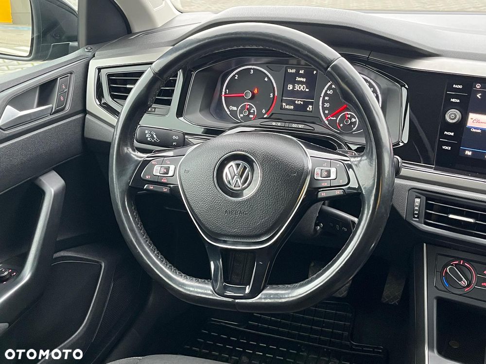 Volkswagen Polo 1.6 TDI SCR DSG Comfortline - 12