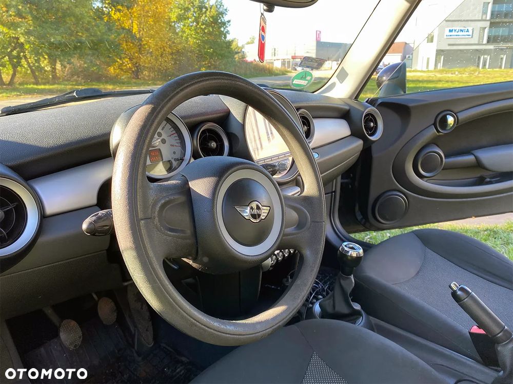 MINI ONE Standard - 11