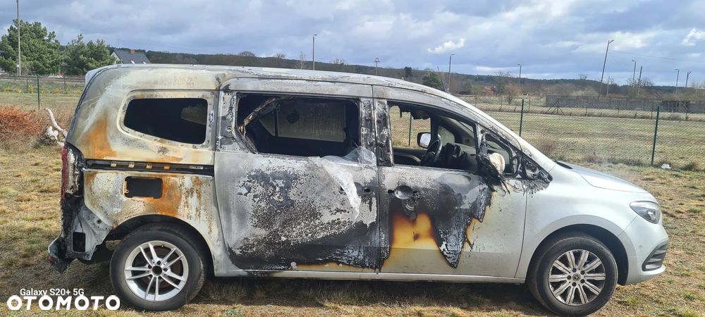 Mercedes-Benz Klasa T 180 Automatik Edition - 6