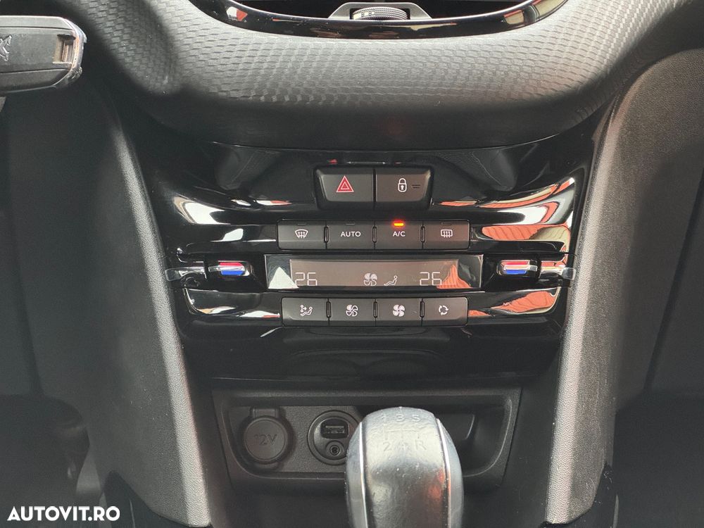 Peugeot 2008 PureTech 110 Stop&Start Active - 12