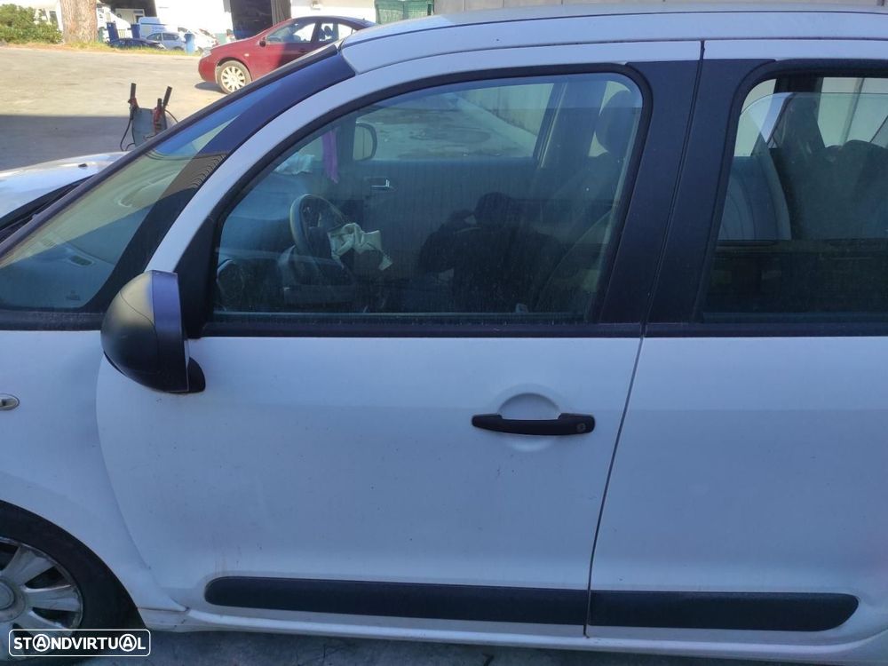 PORTA FRENTE ESQUERDA CITROEN C3 PICASSO - 1