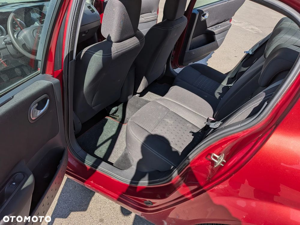 Renault Megane 1.6 Authentique - 12