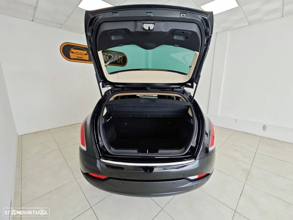 Lancia Delta 1.6 M-Jet Oro - 28