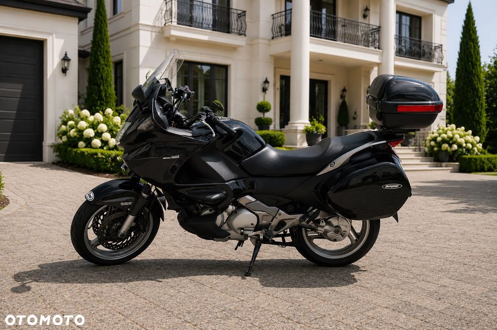 Honda NTV - 7
