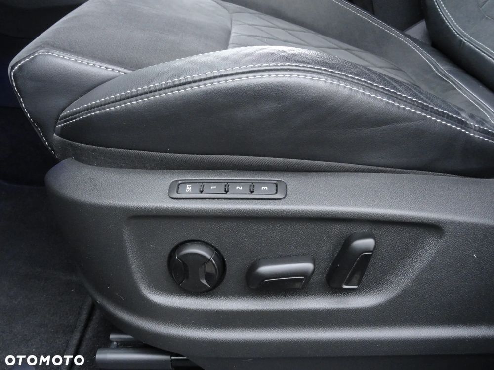 Skoda Kodiaq 2.0 TDI 4x4 DSG Sportline - 23