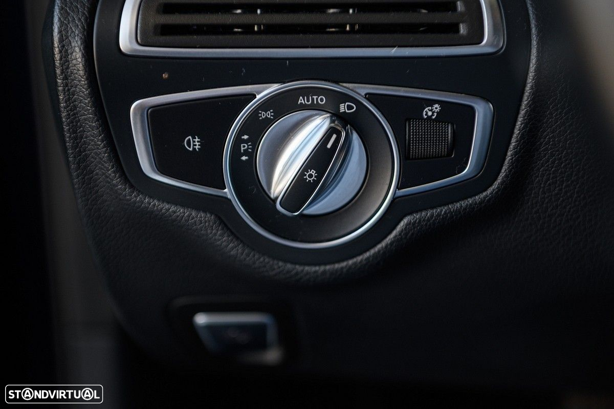 Mercedes-Benz C 300 de Avantgarde - 39