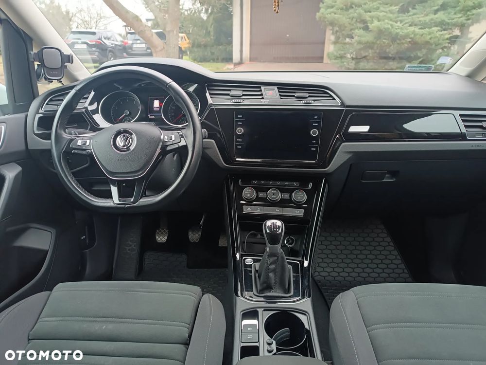 Volkswagen Touran 1.5 TSI EVO Highline - 7