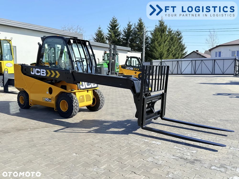 JCB WÓZEK TELESKOPOWY JCB TLT30D / KABINA / 2022 ROK / TYLKO 3446 MOTOGODZIN / PRZESUW BOCZNY / NOWE OPONY - 22