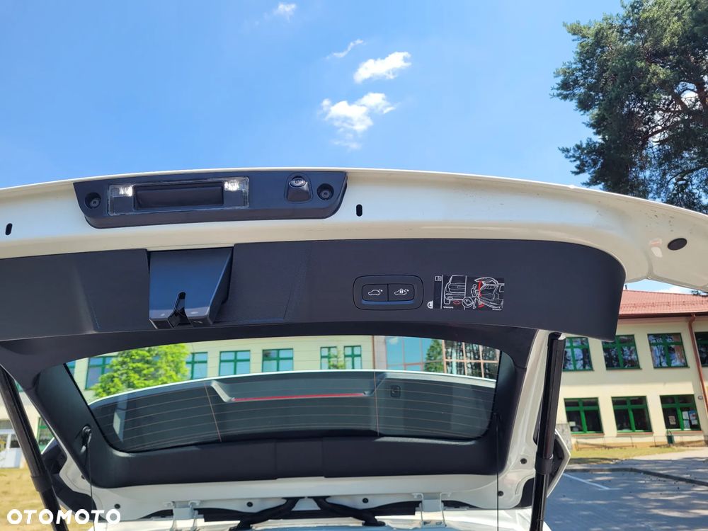Volvo XC 40 T2 Momentum - 18