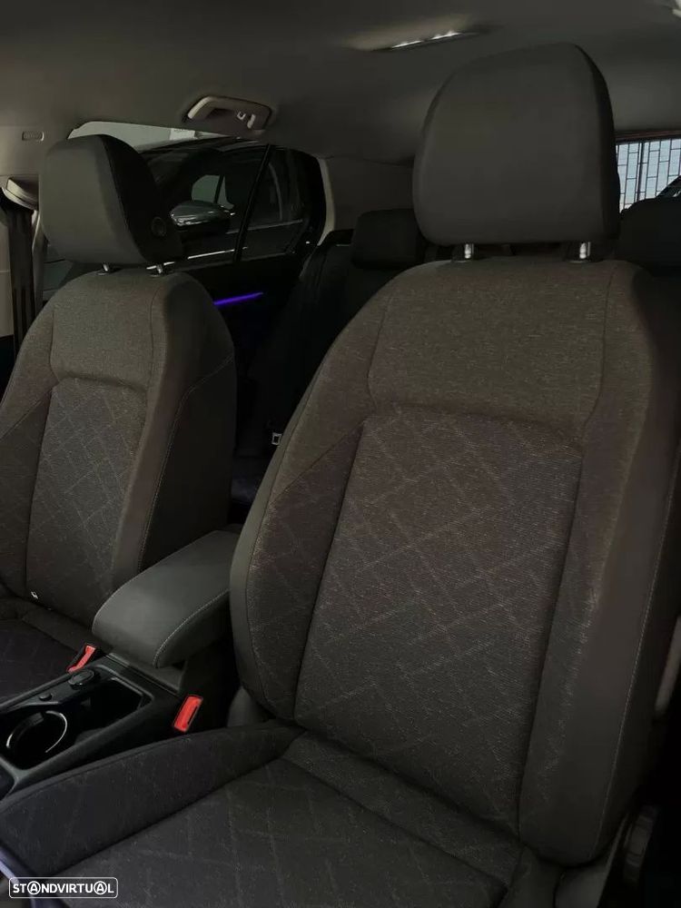 VW Golf 1.0 TSI Life - 22