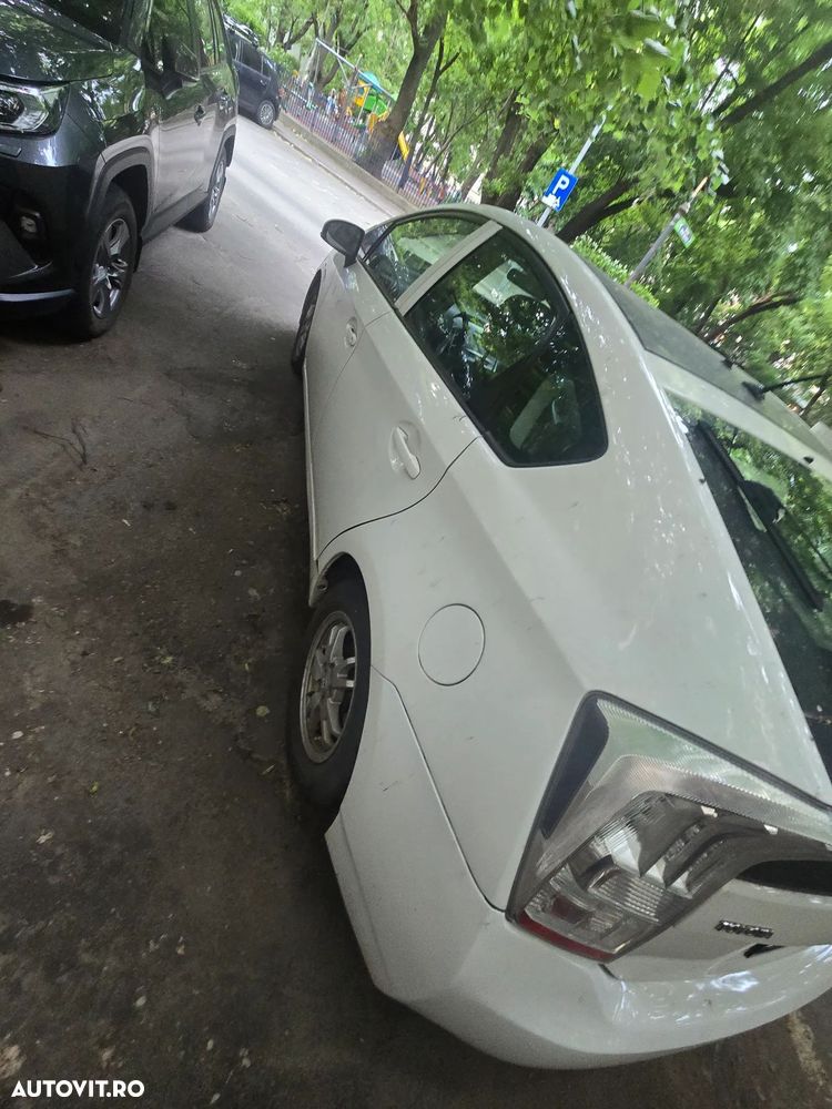 Toyota Prius HSD Luna - 6