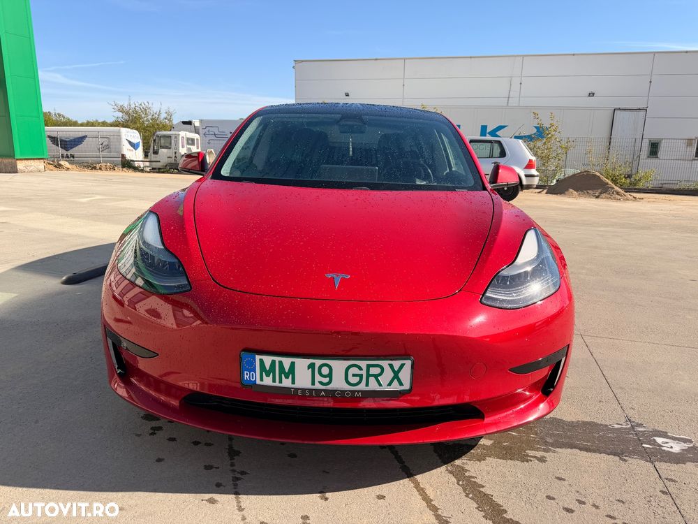 Tesla Model 3 - 2
