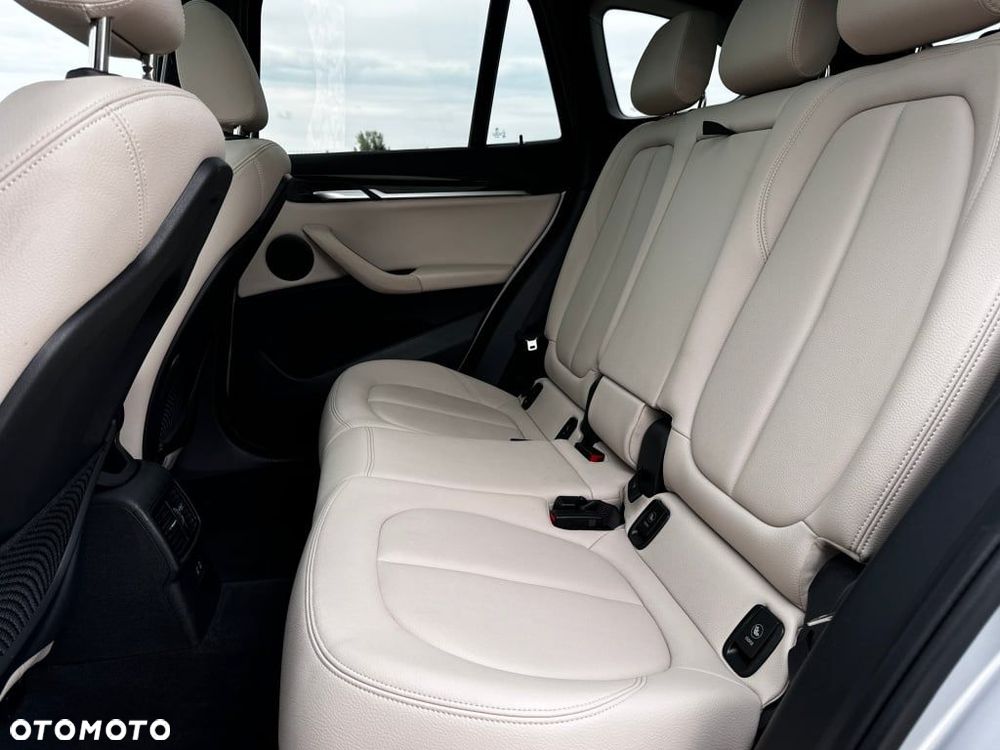 BMW X1 - 17
