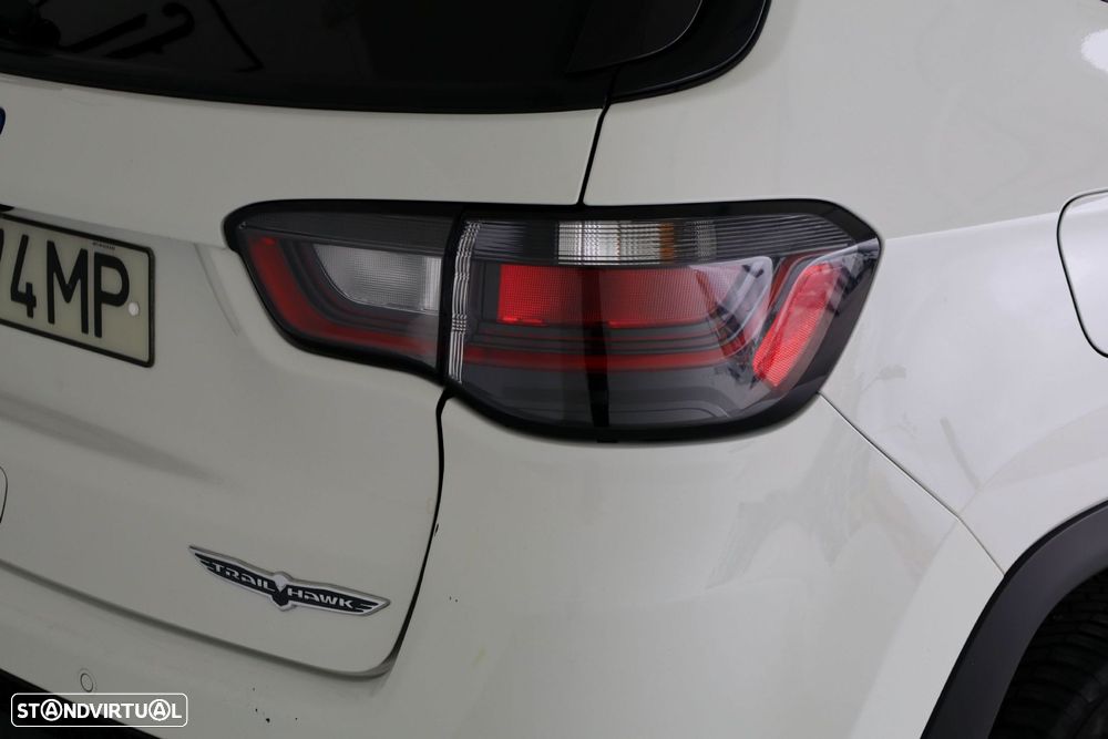 Jeep Compass 1.3 TG Trailhawk - 57