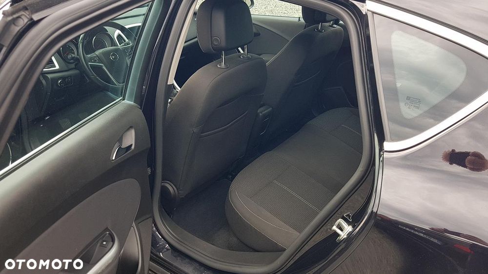 Opel Astra 1.6 Turbo Edition Sport - 22