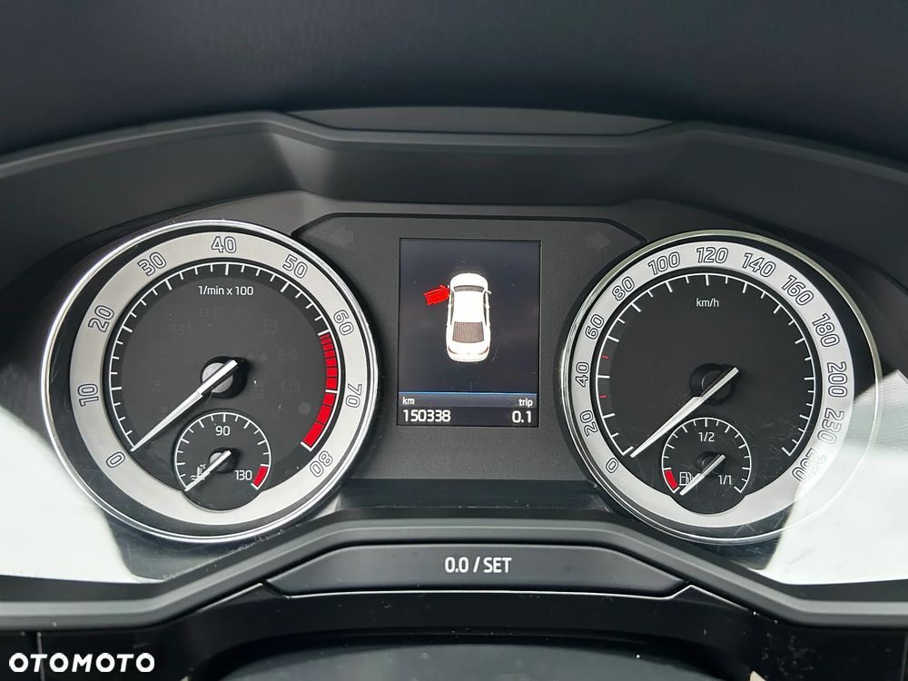 Skoda Superb 1.5 TSI ACT L&K DSG - 21