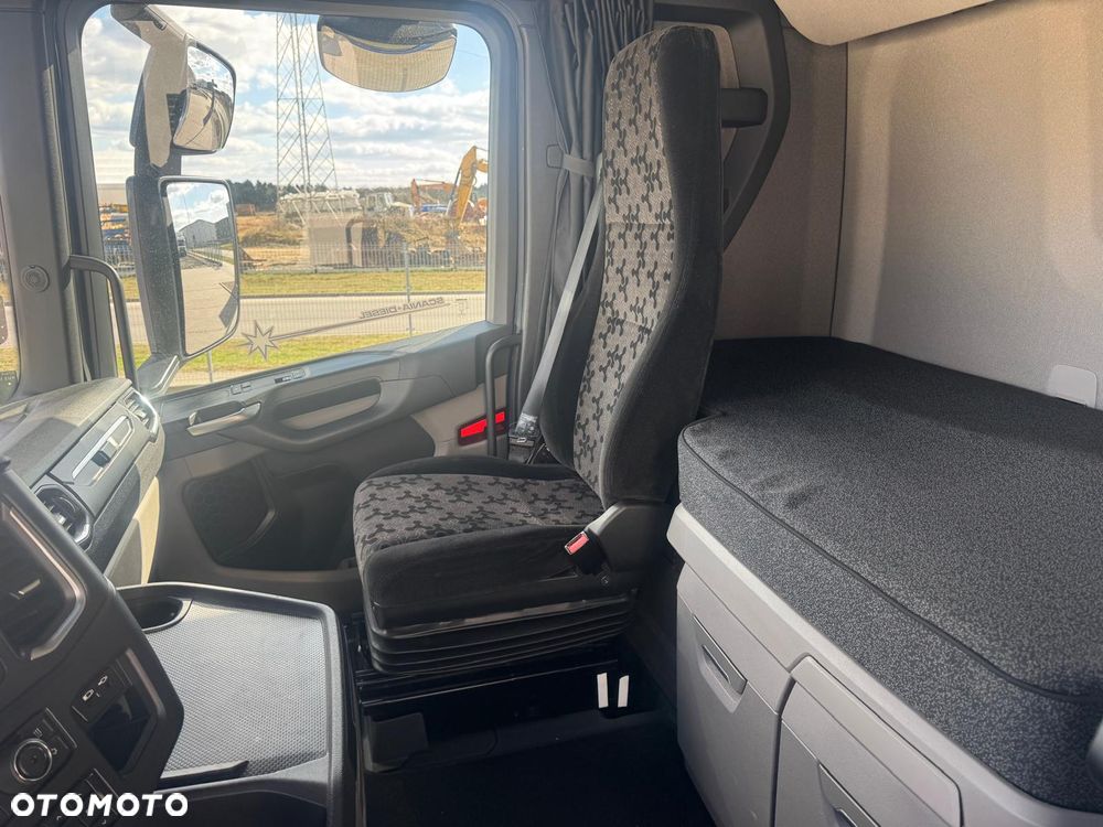 Scania S450/ 2021/ MEGA LOWDECK/ BAKI 1200L/ KLIMA POSTOJOWA/ FULL LEDY/ NOWEJ GENERACJI TACHO/ PO ZŁOTYM KONTRAKCIE - 17