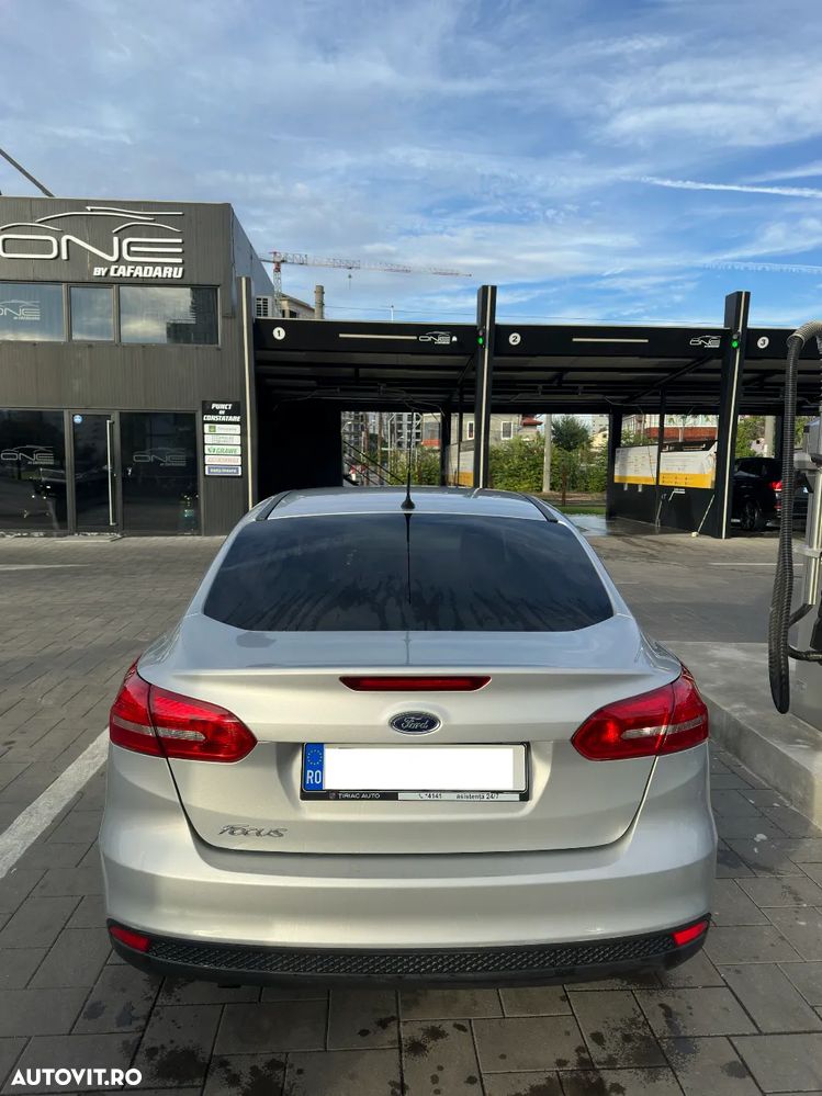 Ford Focus 1.6 TDCi DPF Trend - 3