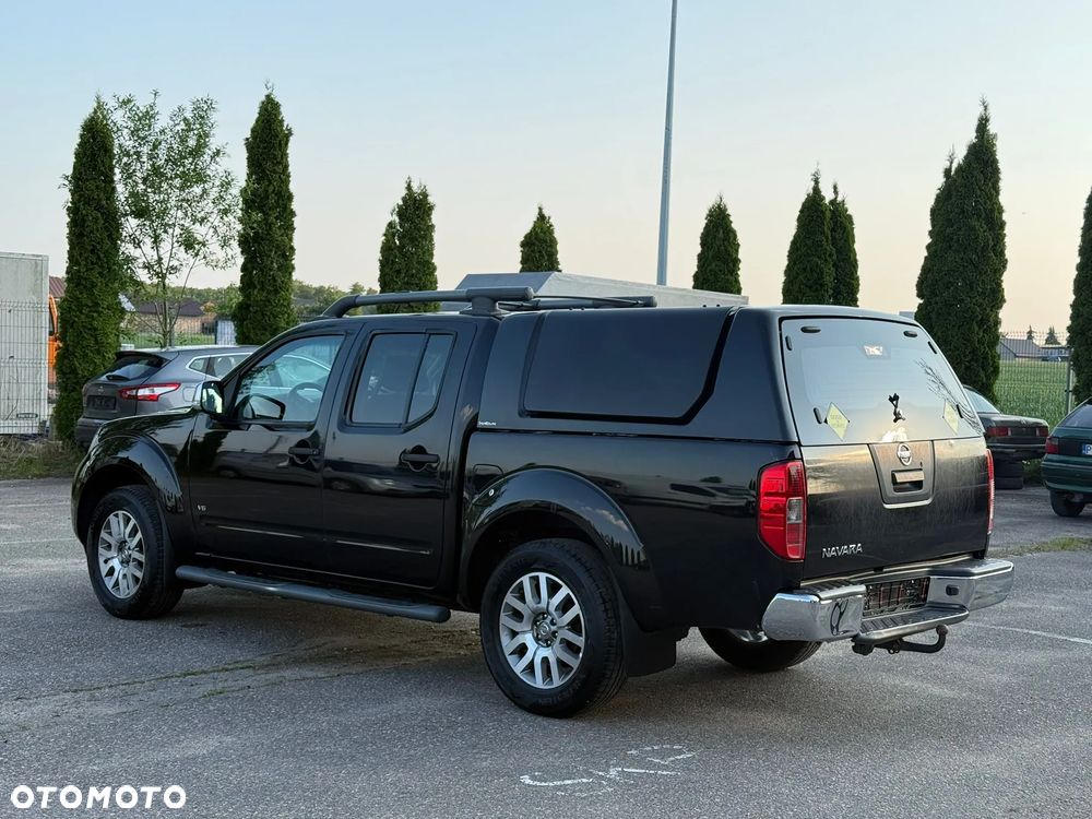 Nissan Navara 3.0 D V6 Platinum Long EU5 - 6