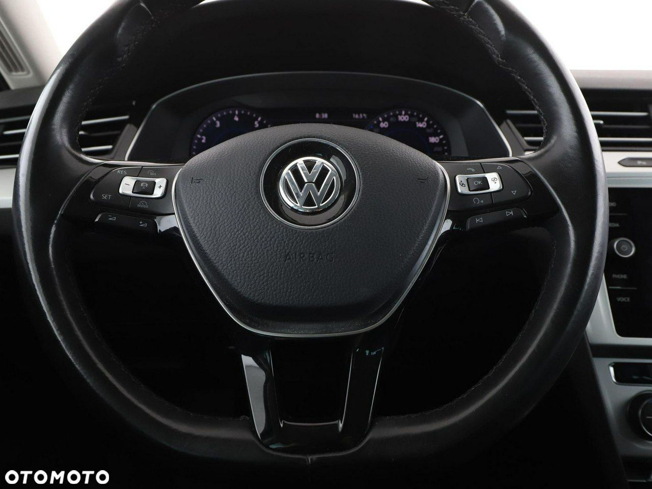 Volkswagen Passat 1.8 TSI BMT Comfortline DSG - 21