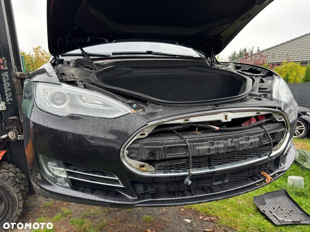 ZDERZAK PRZEDNI TESLA S - 3