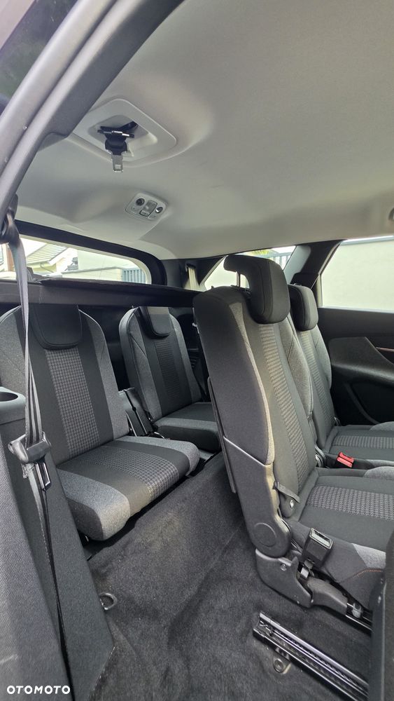 Peugeot 5008 BlueHDI 130 EAT8 Active Pack - 18