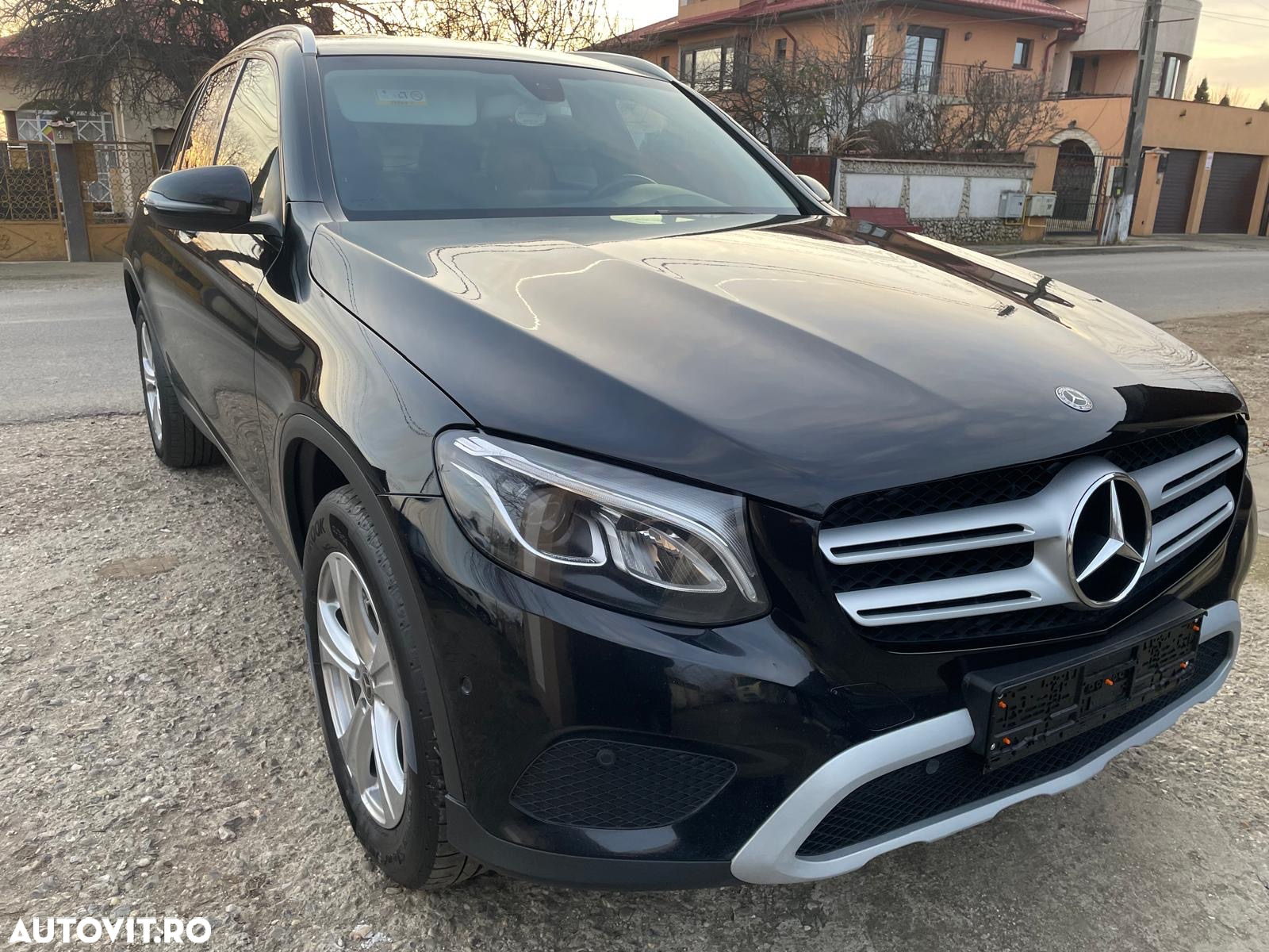 Mercedes-Benz GLC 220 d 4Matic 9G-TRONIC - 13