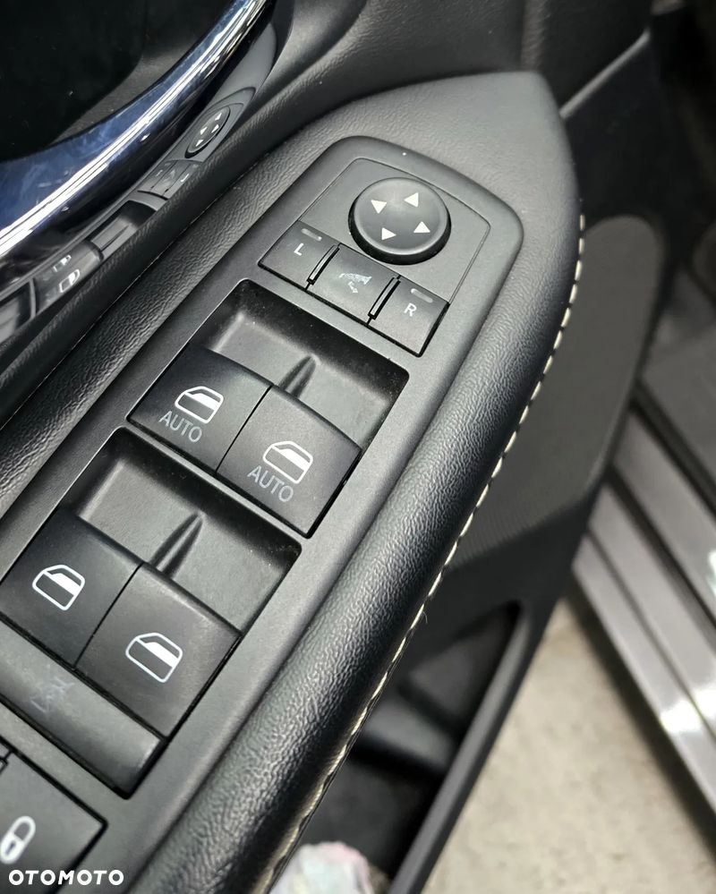 Lancia Voyager 2.8 Multijet 16v S - 5