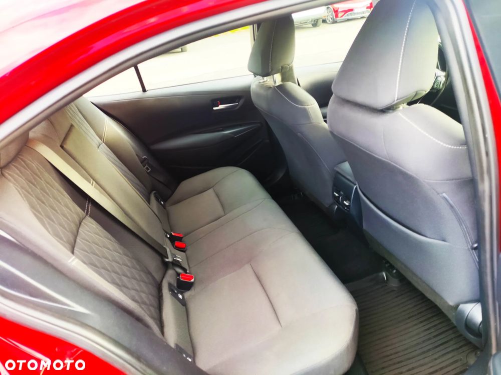 Toyota Corolla 1.8 Hybrid Comfort - 23