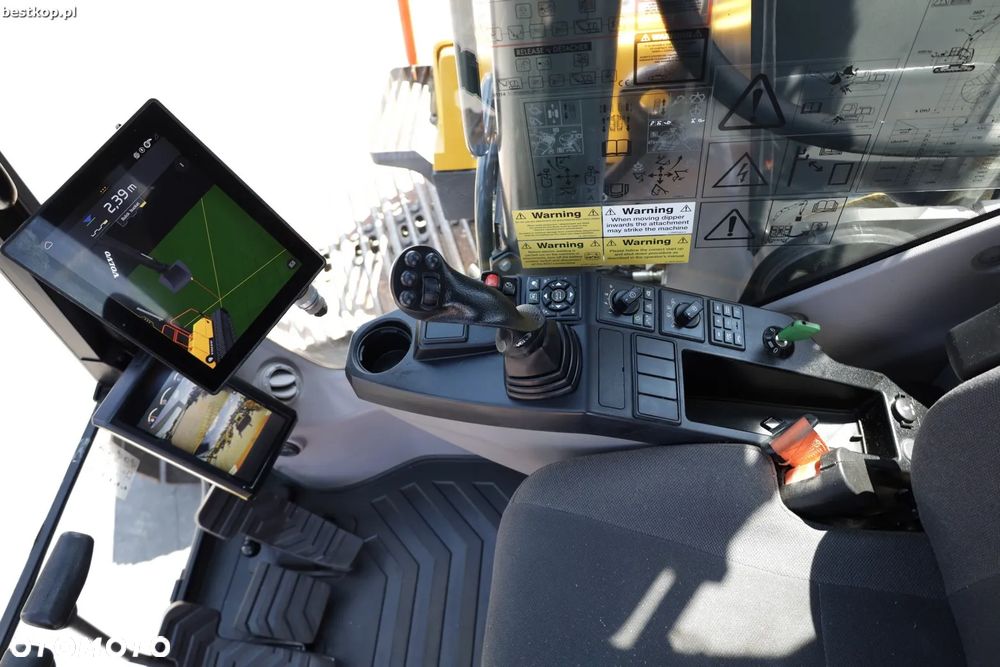 Volvo EC220EL - 21