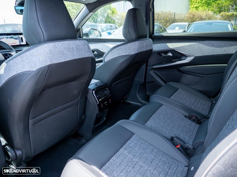 Peugeot E-5008 73 kWh Allure - 26