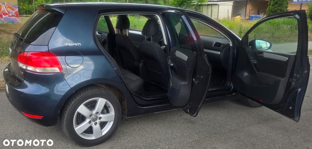 Volkswagen Golf 1.6 TDI Trendline - 4