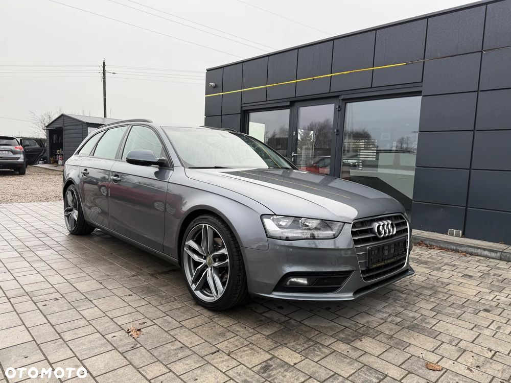 Audi A4 Avant 2.0 TDI ultra - 11