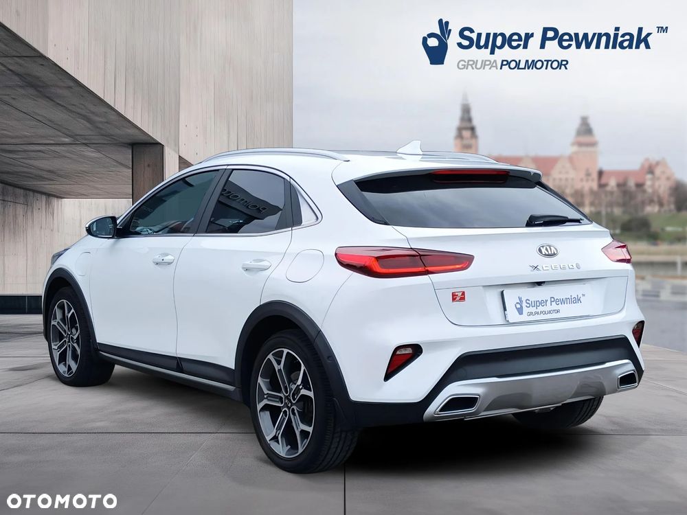 Kia XCeed 1.6 GDI PHEV L Business Line DCT - 3