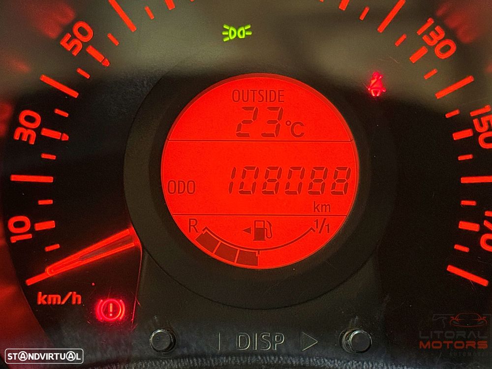 Toyota Aygo 1.0 X-Play Plus - 26