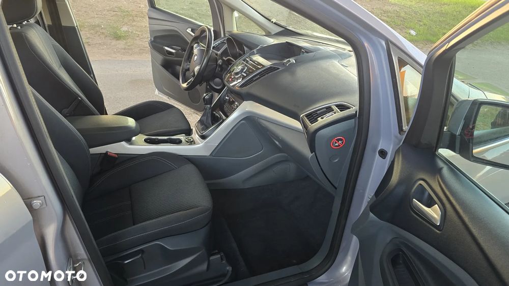 Ford C-MAX 1.6 Ti-VCT Titanium - 19