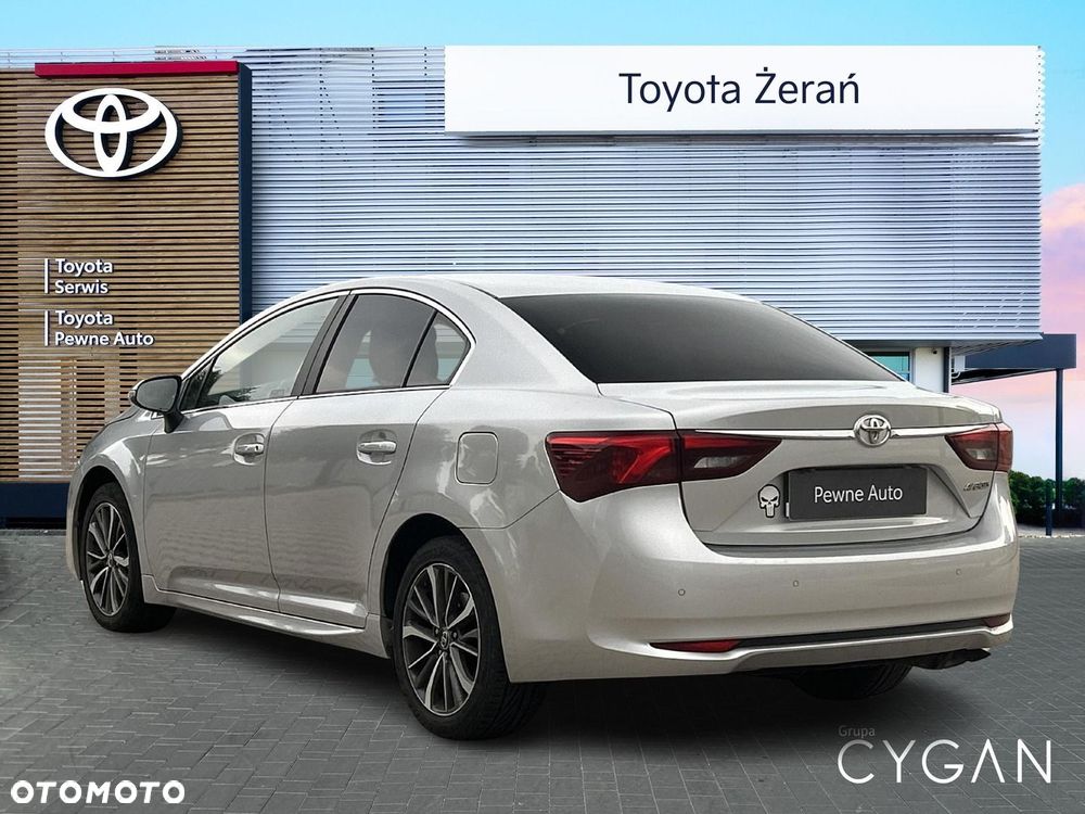 Toyota Avensis - 7