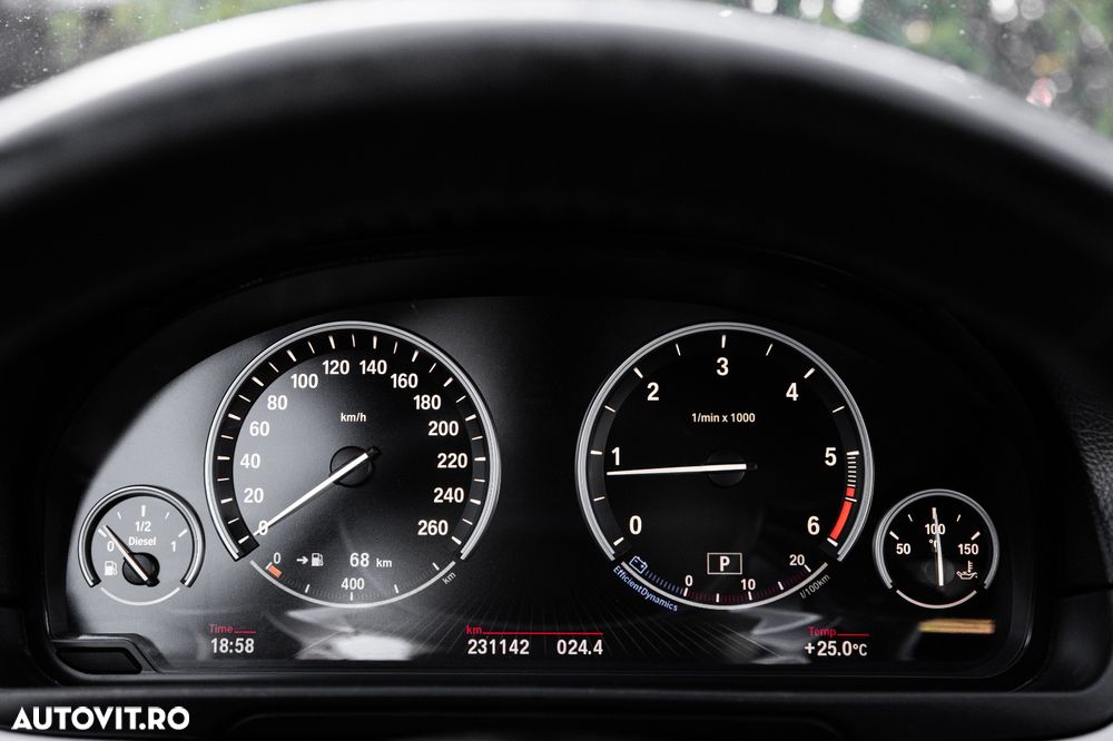 BMW Seria 5 525d xDrive Aut. - 24