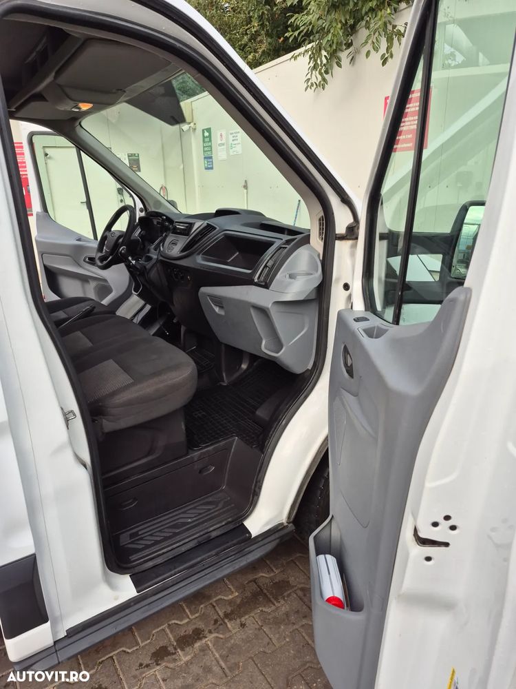 Ford Transit - 33