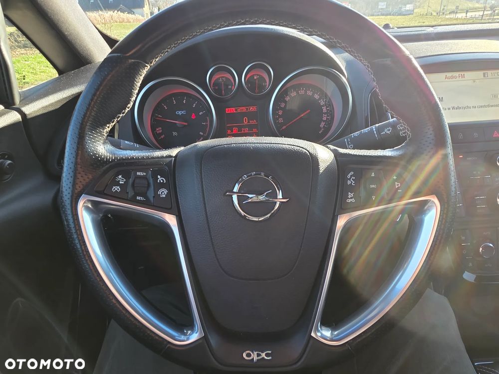 Opel Astra OPC Start/Stop - 19