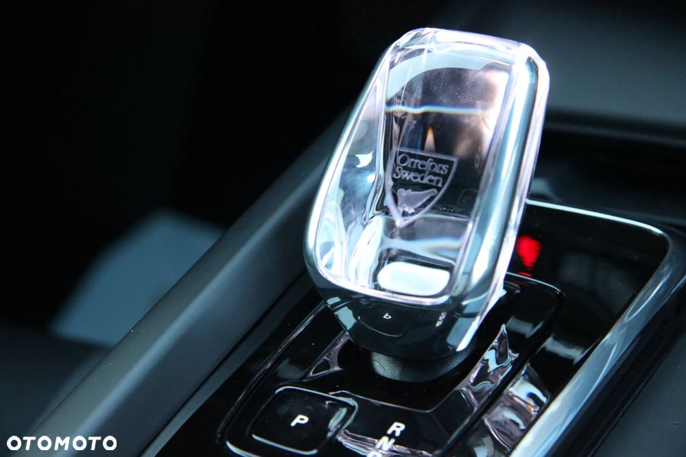 Volvo XC 60 B5 B AWD Plus Black Edition - 30