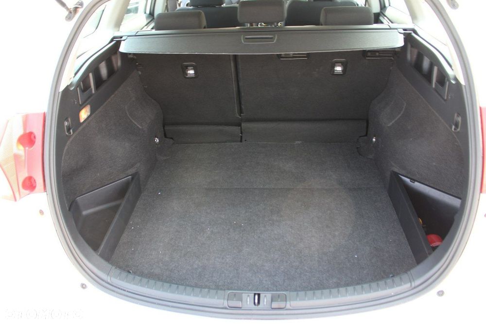 Toyota Auris - 21