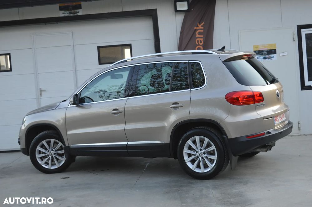 Volkswagen Tiguan 2.0 TDI DPF 4Motion BlueMotion Technology Sport & Style - 16