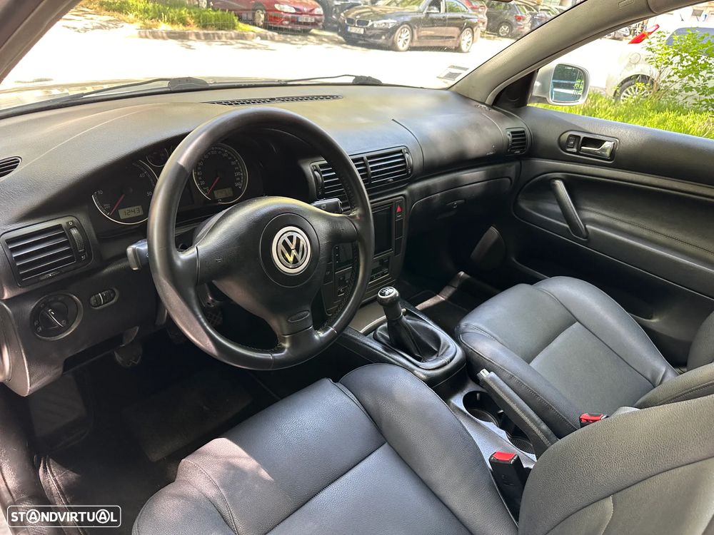 VW Passat Variant 1.9 TDi Confl Top EC - 15