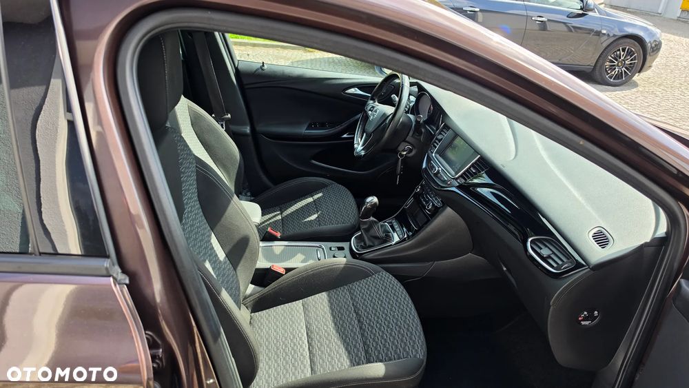Opel Astra 1.6 D Start/Stop Innovation - 9