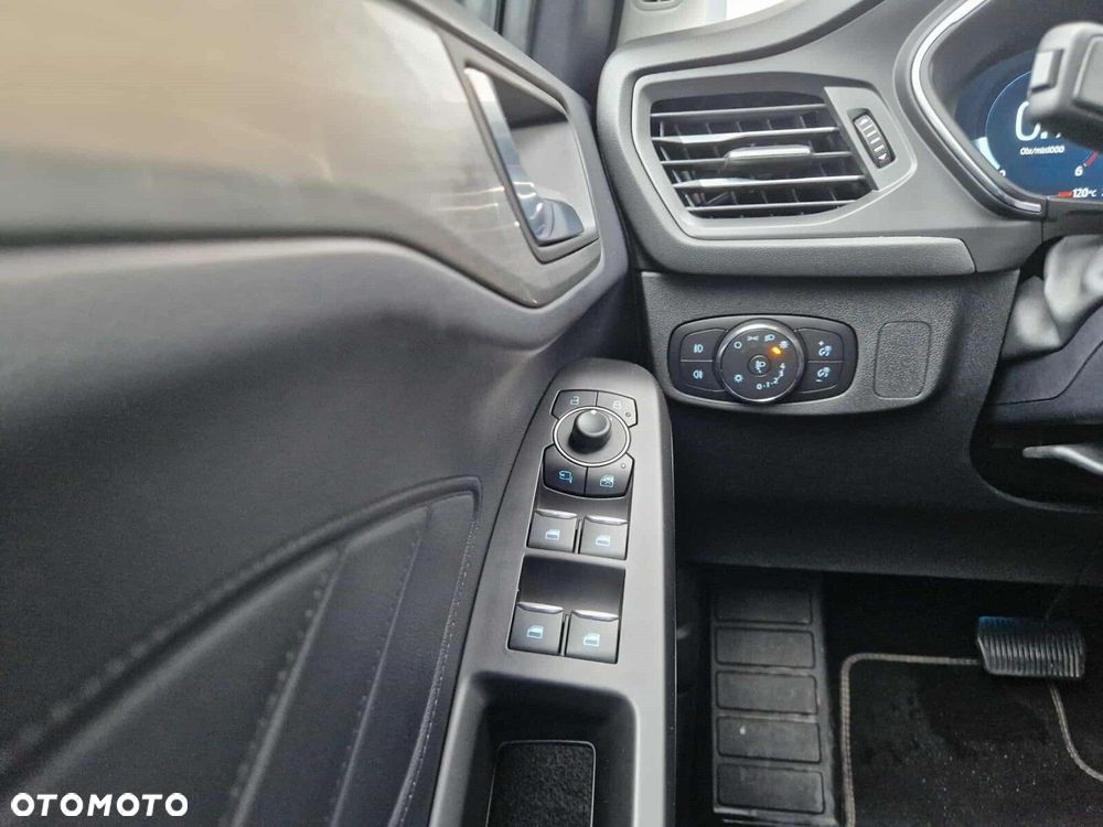 Ford Focus 1.5 EcoBlue Titanium X - 23