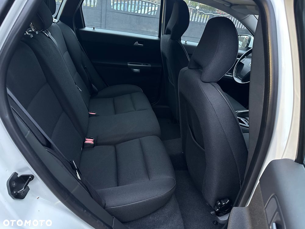 Volvo V50 DPF DRIVe Momentum - 18